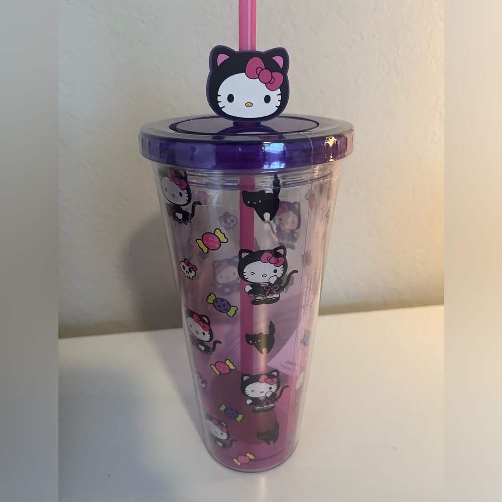 Hello kitty Halloween cup